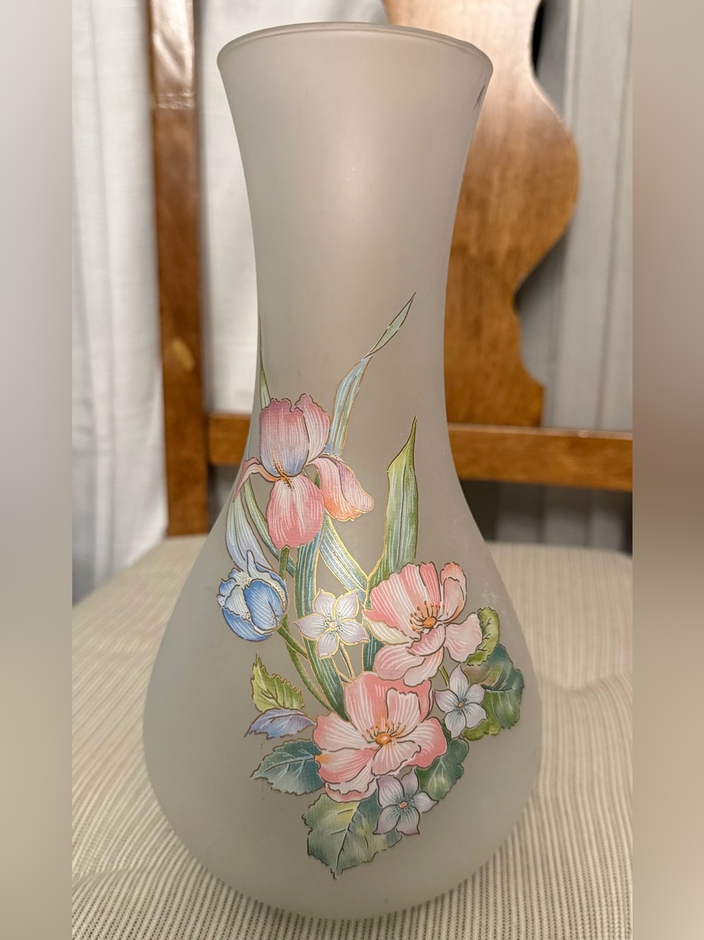 Frosted Glass Floral Vintage Vase - White with Pink Flower Design